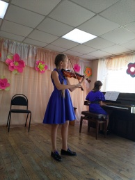 В Детской музыкальной школе Черногорска отметили Международный день музыки 